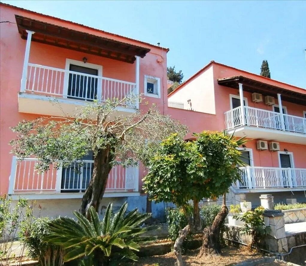 Отель Evi-Ariti Apartments 3*
